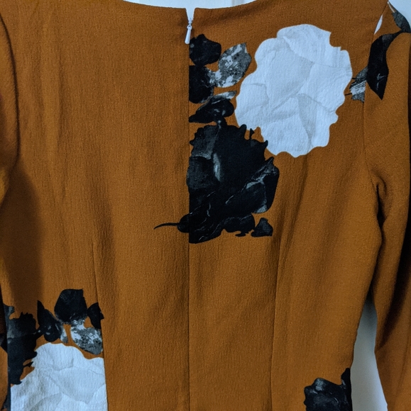 Casual dress - Picture 4 of 4